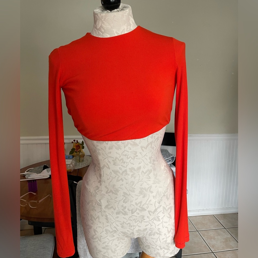 SKIMS Soft Lounge Open Back Super Crop